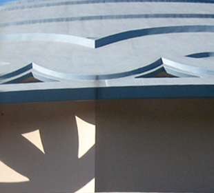 Laurel leaf detail in the plaza paving